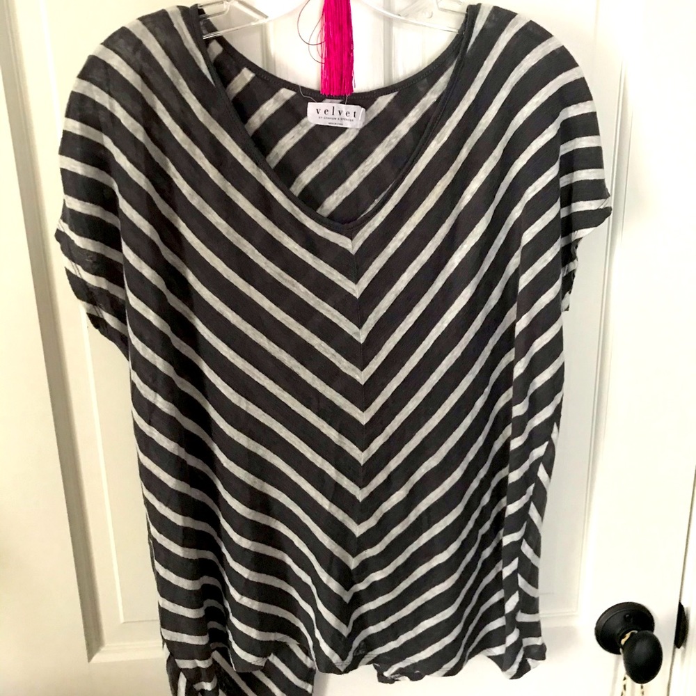 Velvet by G & S linen split back top M NWOT 💖